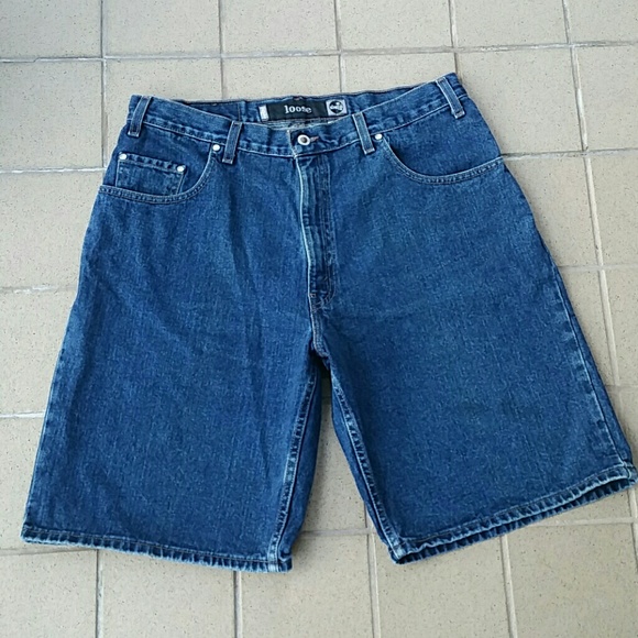 Levi's Other - Silver Tab Loose Fit Levis Shorts, Size 36" Waist